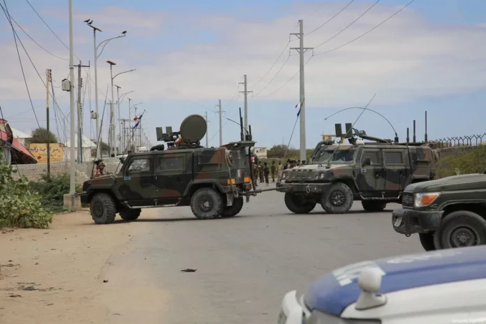 A road is blocked after Al-Shabaab militants stormed the Ballidogle American special forces military base roughly 100 kilometers northwest of Mogadishu using vehicle bombs followed by sporadic gunfire from fighters in Mogadishu, Somalia on September 30, 2019 [Sadak Mohamed/Anadolu Agency